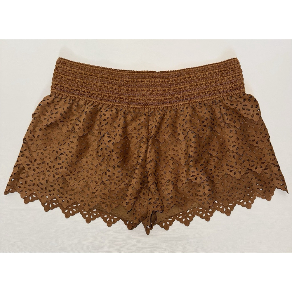 Boho Eyelet Lace Scalloped Shorts Women’s Medium Brown Festival Indie Feminine
